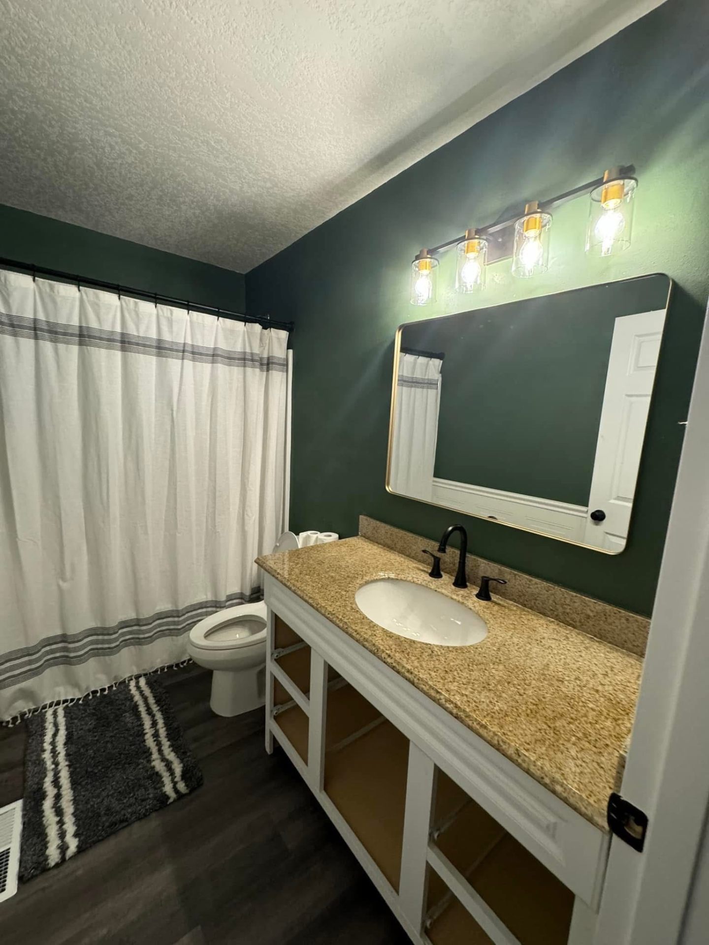 Bathroom drywall and painting finish
